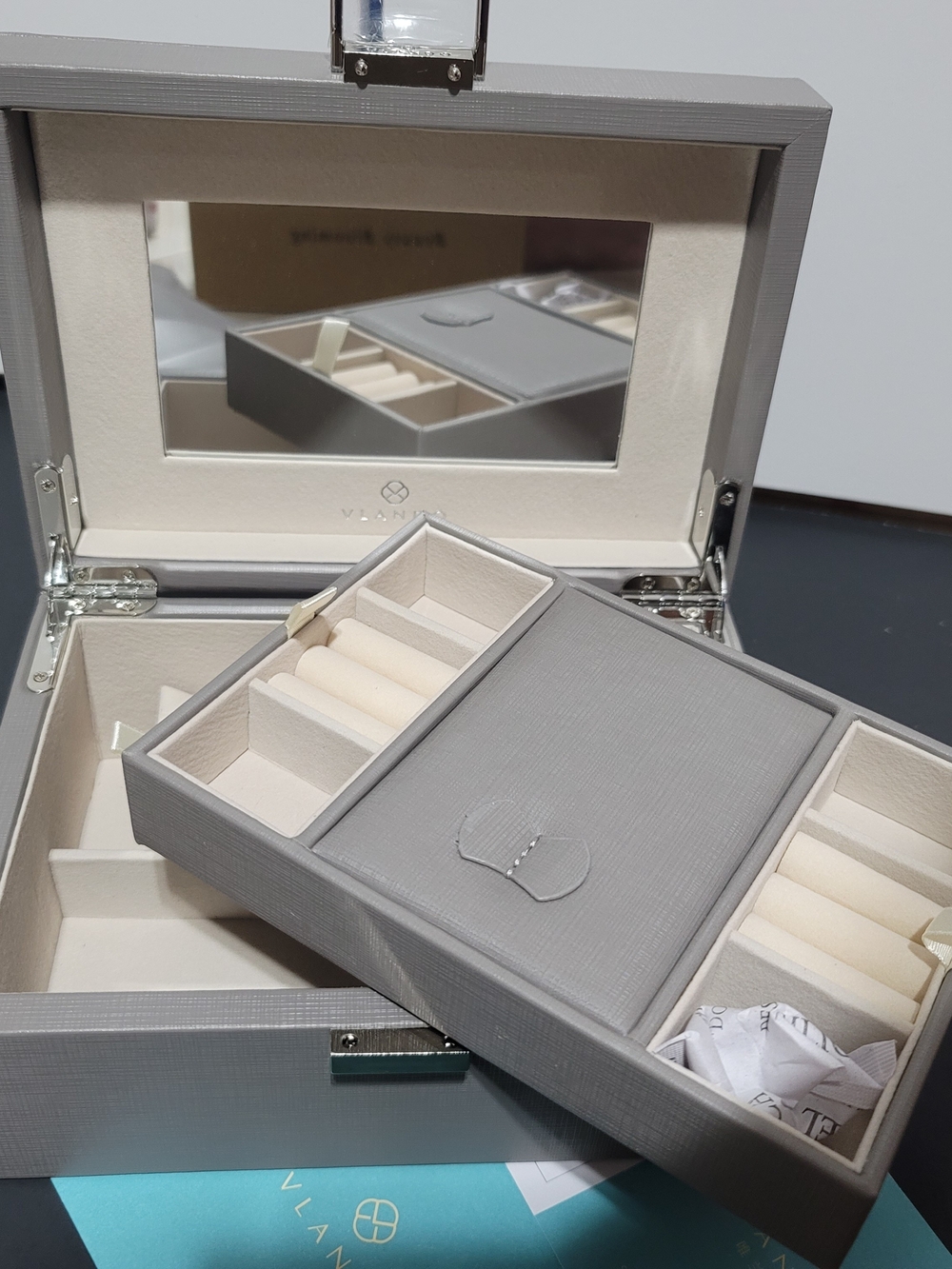 Vlando Gray  Jewelry Organizer Box